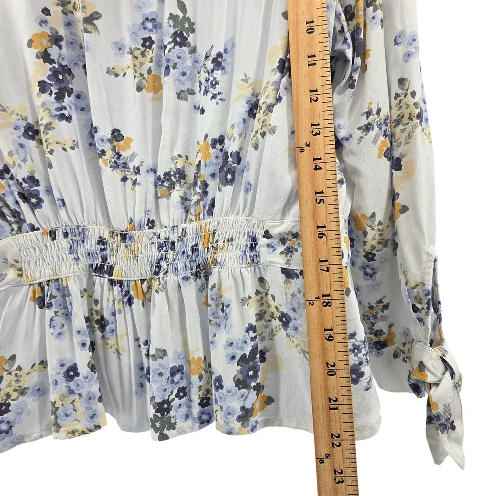 Abercrombie & Fitch Floral V-Neck Button Front Peplum‎ Top White Blue Boho L